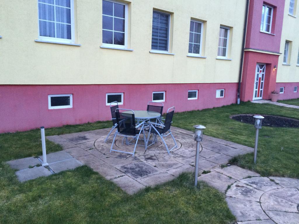 Residenz Am Peeneplatz 佩讷明德 外观 照片